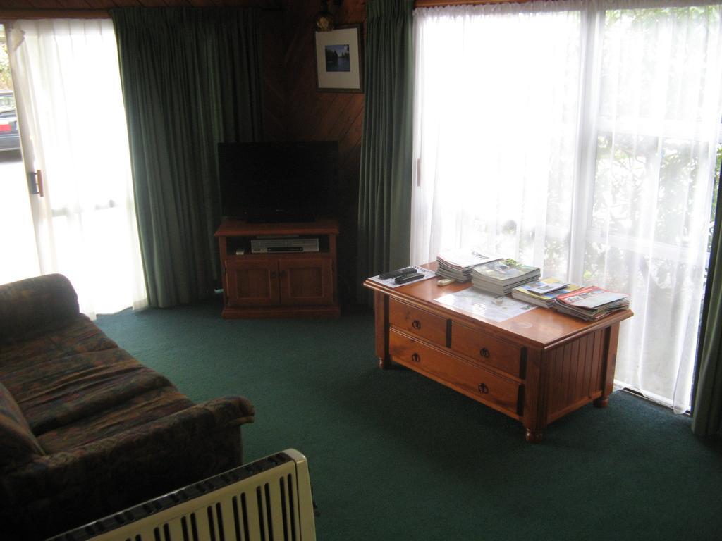Tongariro River Motel Turangi Chambre photo