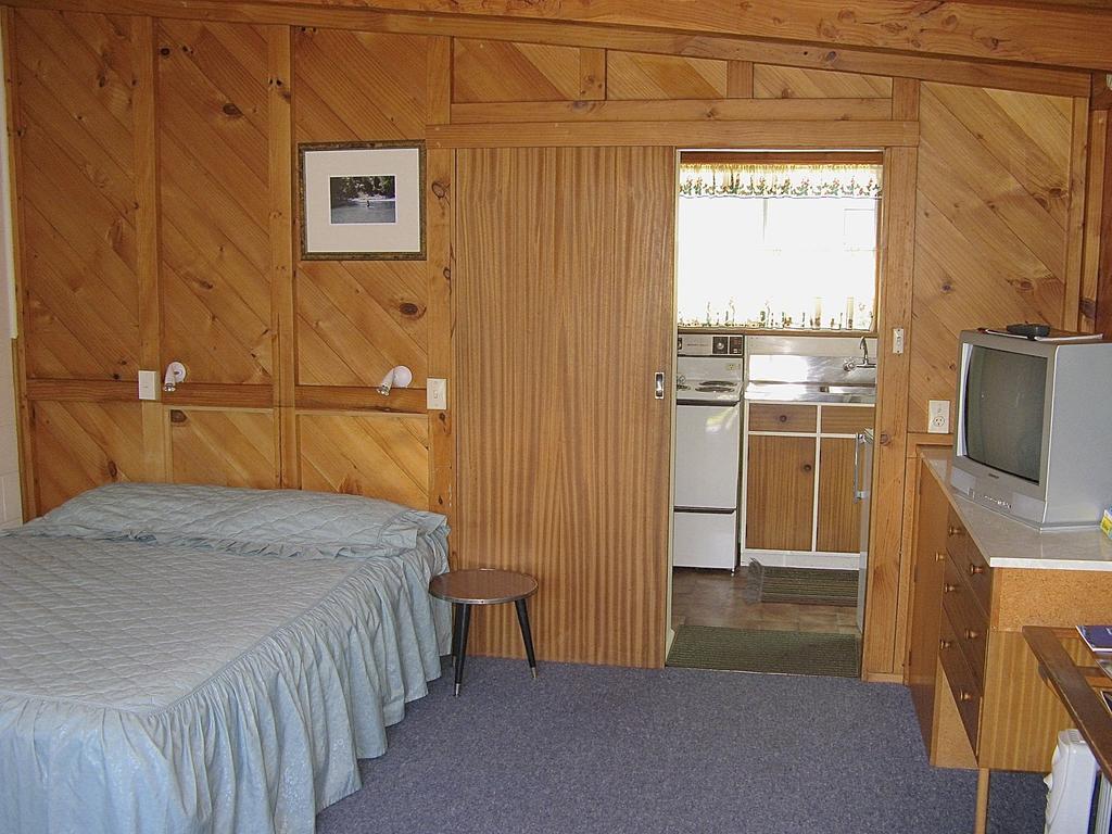 Tongariro River Motel Turangi Extérieur photo