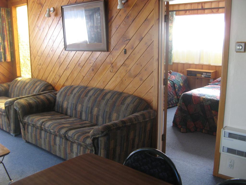 Tongariro River Motel Turangi Chambre photo
